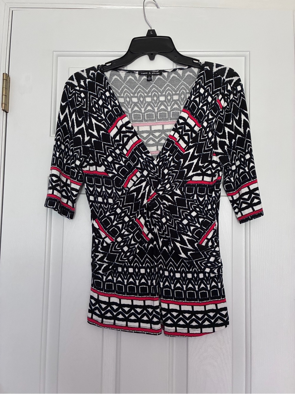 Cable & Gauge Black, White & Pink Geometric V-Neck Top